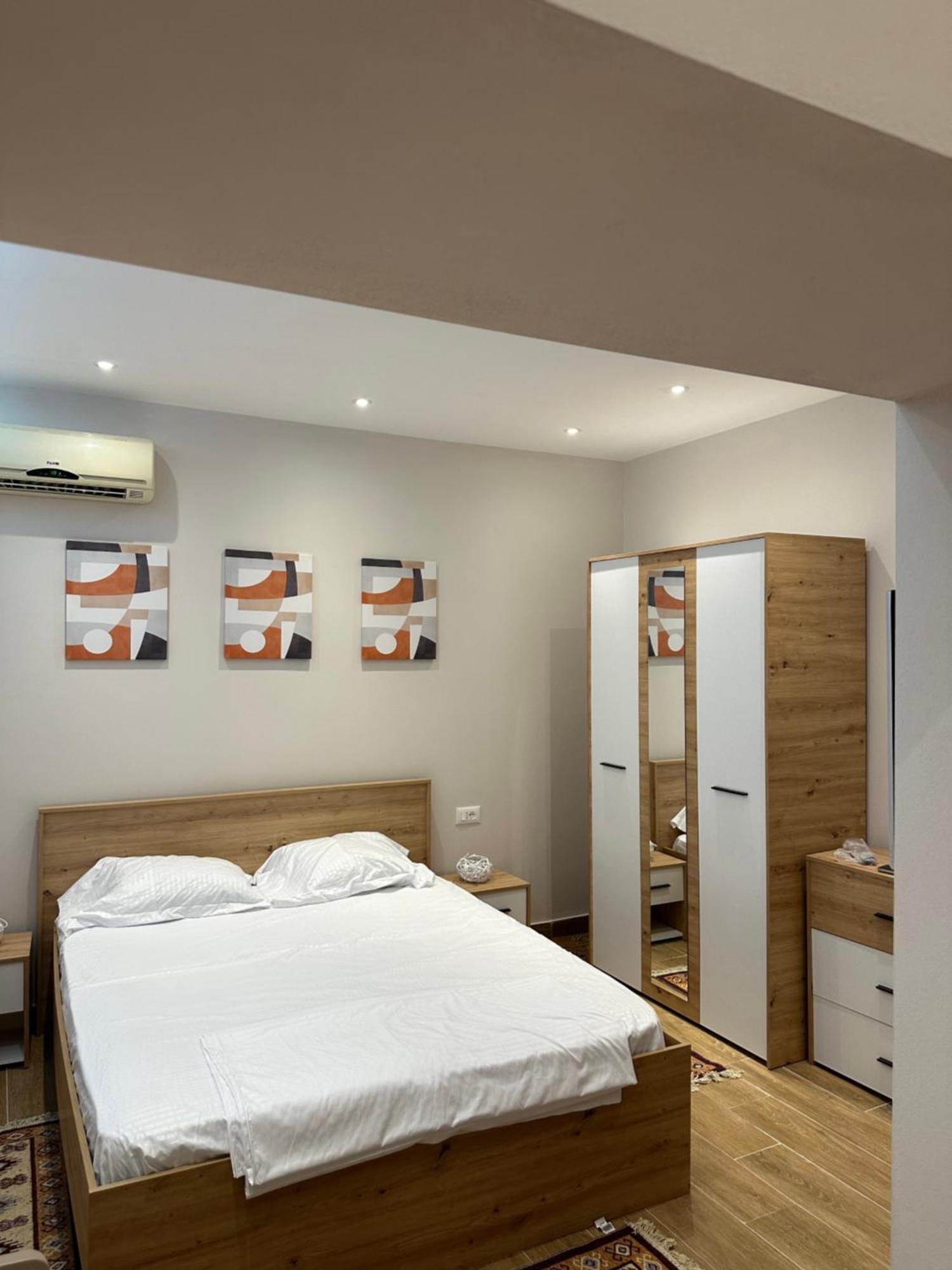 Tirana Home Apartment *