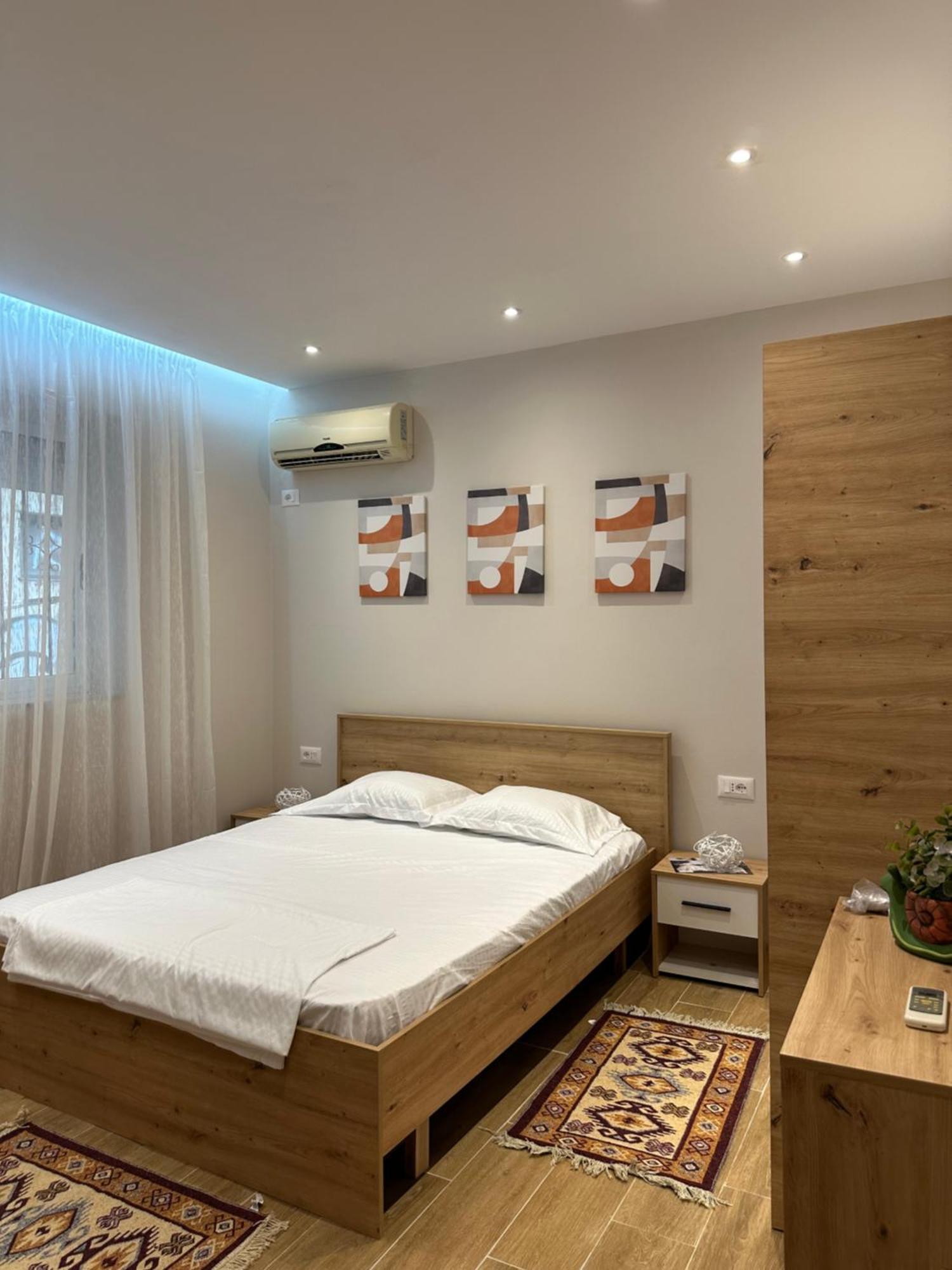 Tirana Home * Tirana